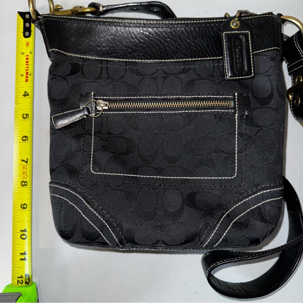 Coach Black Canvas Leather Adj Strap Crossbody Satchel Bag Brass Hardware Purse - Picture 4 of 9